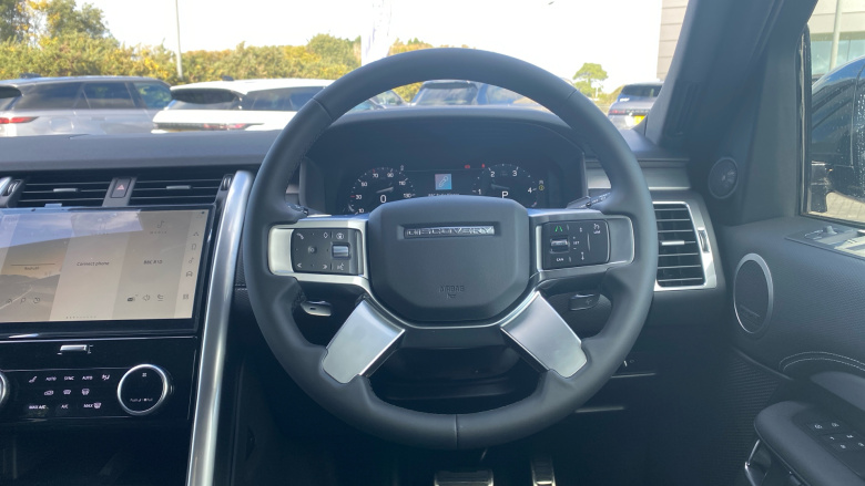 Land Rover Discovery 3.0 D350 Dynamic SE 5dr Auto Diesel Station Wagon